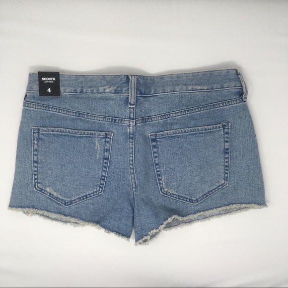 EXPRESS Distressed Fray Hem Denim Jean Shorts Rose Size 4 - Picture 6 of 11